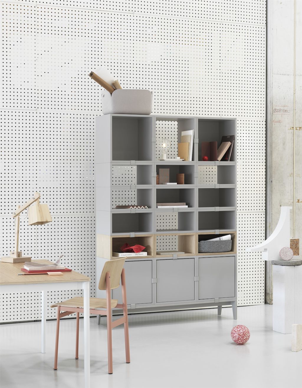 Muuto Stacked Group Light Grey Oak Base Table